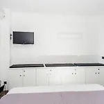 A & B Minimal With Sea View In Lägenhet Argostoli (Kefalonia)