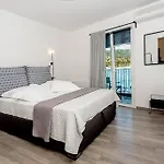 A & B Minimal With Sea View In Argostoli (Kefalonia)