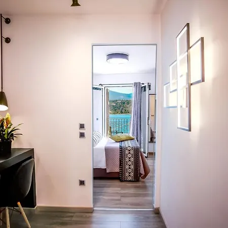 A & B Minimal With Sea View In شقة أرغوستولي