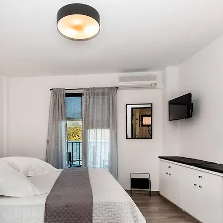 A & B Minimal With Sea View In Apartment Argostoli (Kefalonia)