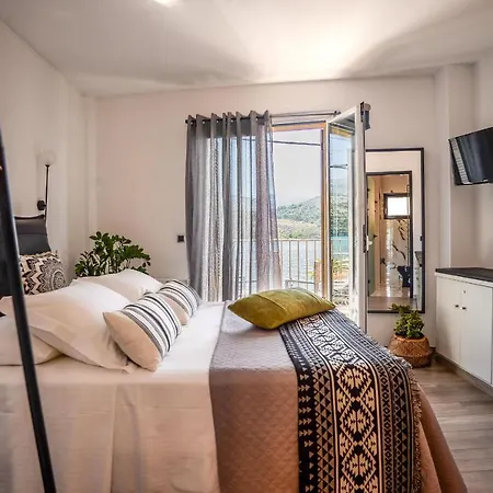 A & B Minimal With Sea View In * Argostoli (Kefalonia)
