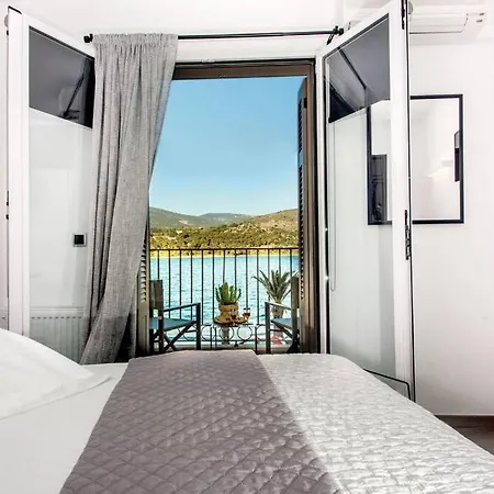 A & B Minimal With Sea View In * Argostoli (Kefalonia)